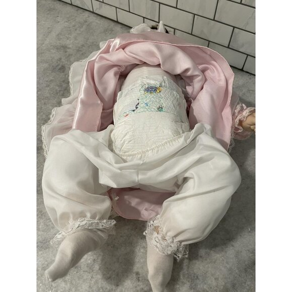 Vintage Baby Doll 1999 Nina Rich Pink Dress Brown Hair Lace Bonnet - Picture 5 of 11